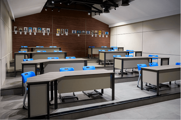 Amphitheatre-Grade Seating Design